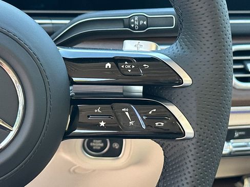 New 2026 Mercedes-Benz GLS 450 4MATIC image 28