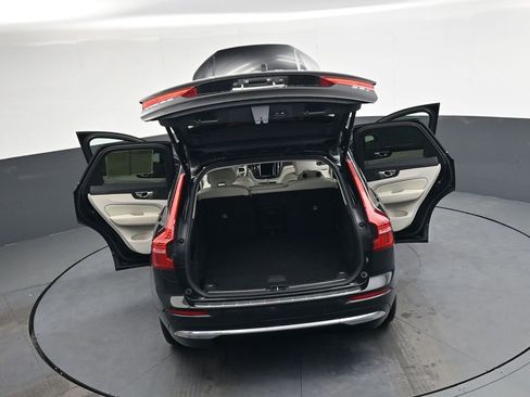 Used 2022 Volvo XC60 B5 Inscription w/ Advanced Package image 43