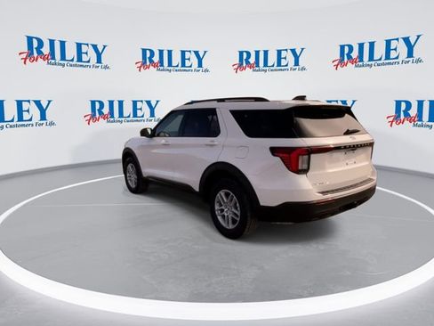 New 2026 Ford Explorer Active image 6
