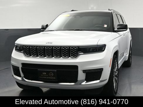 Used 2025 Jeep Grand Cherokee L Summit AWD/4WD image 3