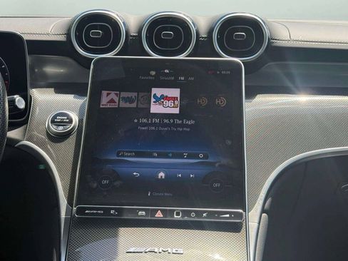 Used 2025 Mercedes-Benz GLC 43 AMG 4MATIC image 27