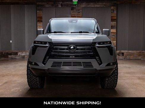 Used 2025 Lexus GX 550 image 4