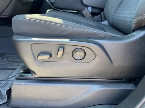 Used 2024 Chevrolet Silverado 2500 Custom w/ Custom Value Package AWD/4WD image 15