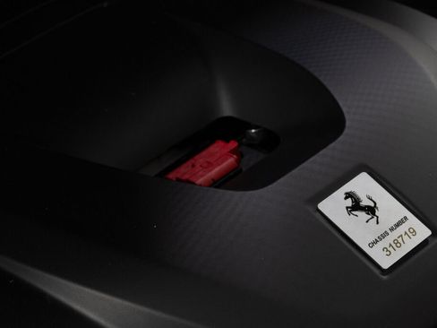 Certified 2025 Ferrari 12Cilindri RWD image 26