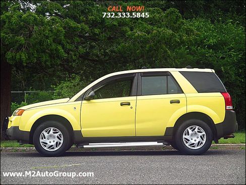 Used 2003 Saturn Vue AWD w/ PWR Pkg image 2
