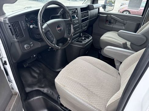 Used 2020 GMC Savana 4500 w/ Power Convenience Package image 11