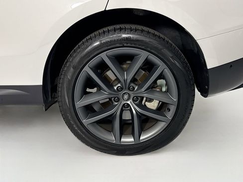 Used 2023 Land Rover Range Rover Sport SE AWD/4WD image 32
