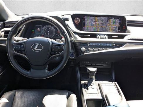 Used 2021 Lexus ES 300h w/ Premium Package FWD image 18