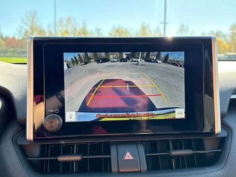 Used 2024 Toyota RAV4 XLE w/ Convenience Package image 29