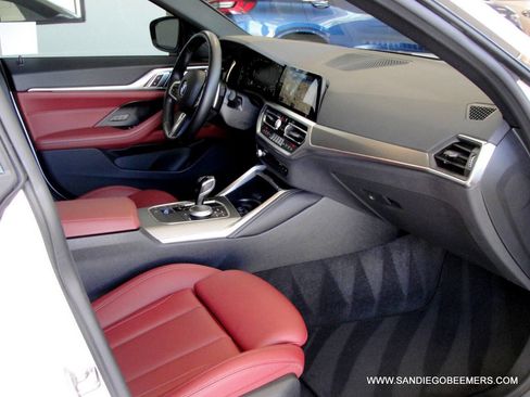 Used 2023 BMW M440i Gran Coupe w/ Premium Package image 39