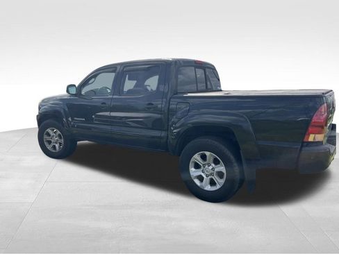 Used 2006 Toyota Tacoma 4x4 Double Cab image 2