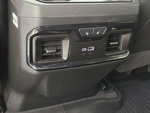 Used 2026 GMC Sierra 2500 AT4 w/ AT4 Premium Plus Package AWD/4WD image 32