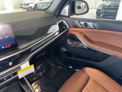 New 2026 BMW X5 M60i image 21