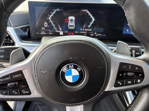 Used 2023 BMW X7 xDrive40i w/ M Sport Package image 16