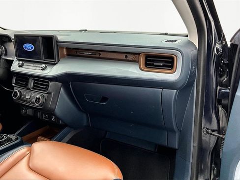 Used 2022 Ford Maverick Lariat w/ Lariat Luxury Package image 17