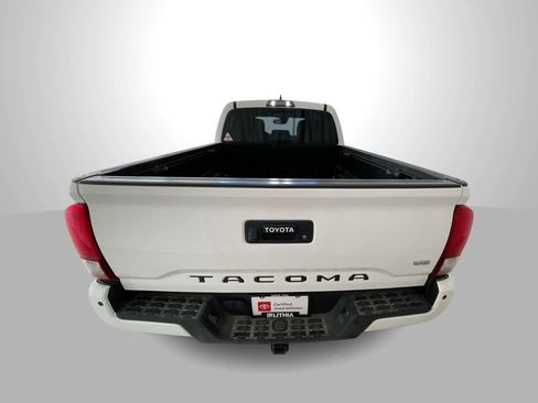 Certified 2019 Toyota Tacoma TRD Off-Road w/ Technology Package AWD/4WD image 7