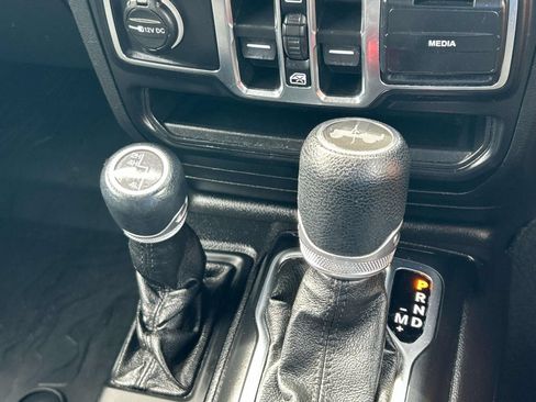 Used 2021 Jeep Wrangler Unlimited Sport w/ Cold Weather Group AWD/4WD image 36