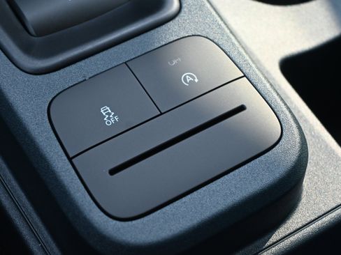 New 2025 Ford Maverick Lariat w/ Black Appearance Package image 31