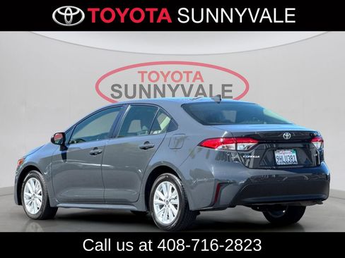 Used 2023 Toyota Corolla LE w/ LE Convenience Package FWD image 8