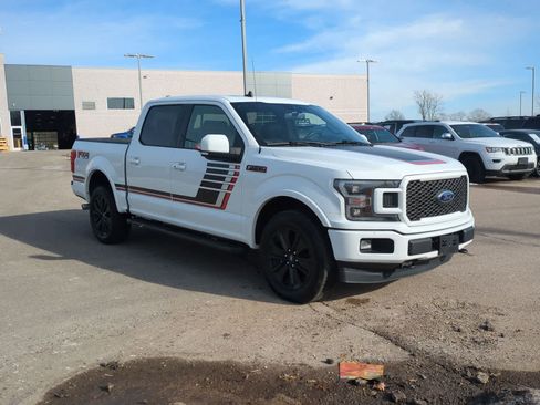Used 2019 Ford F150 Lariat w/ Equipment Group 502A Luxury image 2