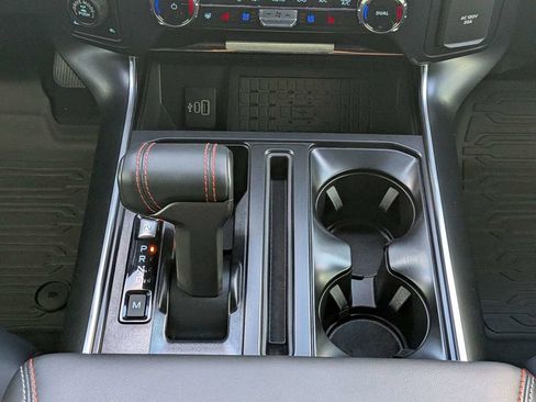 Used 2025 Ford F150 Raptor AWD/4WD image 18