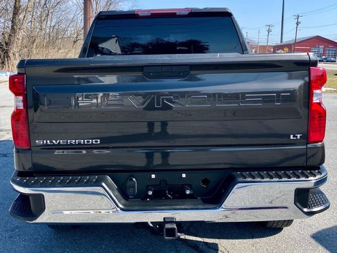 Used 2021 Chevrolet Silverado 1500 LT image 6