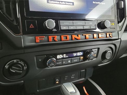 New 2025 Nissan Frontier PRO-4X image 32