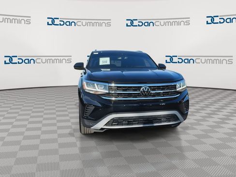 Used 2023 Volkswagen Atlas Cross Sport SEL image 3