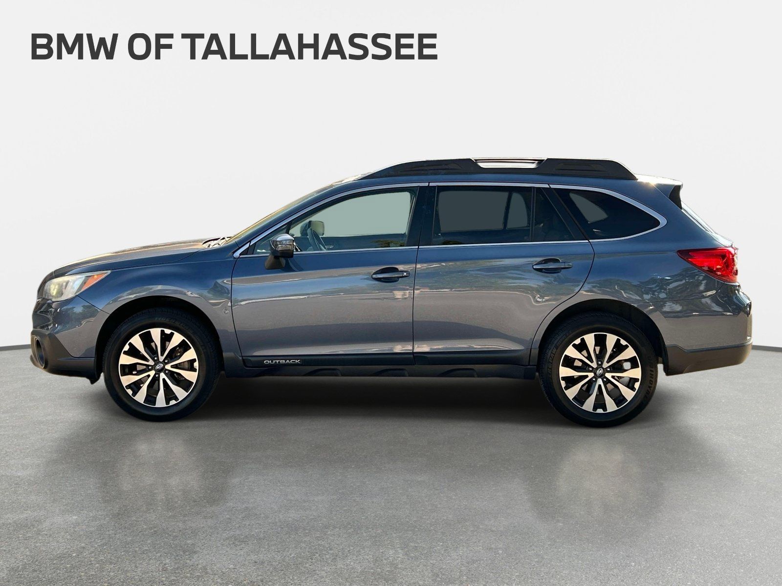 Used 2017 Subaru Outback 2.5i Limited AWD/4WD image 8