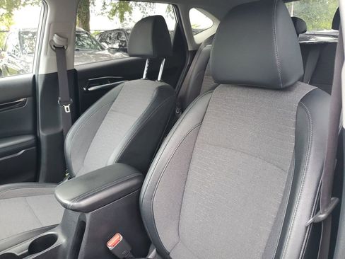 Used 2021 Kia Seltos S FWD image 19