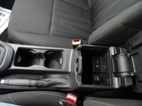 Used 2015 Ford Focus SE w/ SE Sport Package image 16