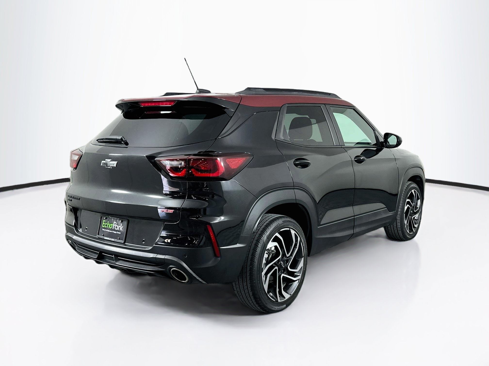 Used 2025 Chevrolet TrailBlazer RS w/ Convenience Package AWD/4WD image 9