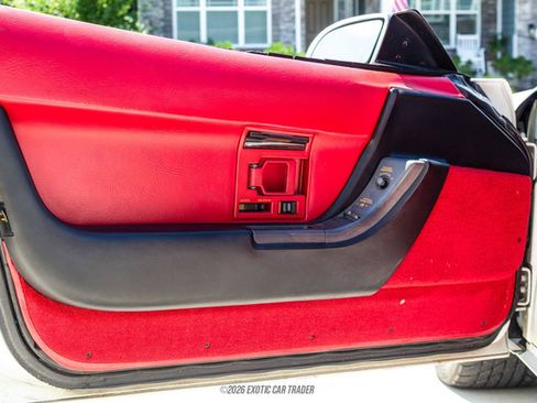 Used 1991 Chevrolet Corvette Convertible RWD image 37