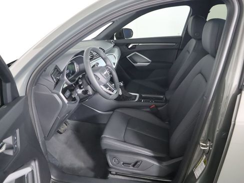 New 2025 Audi Q3 2.0T Premium image 20