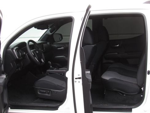 Certified 2023 Toyota Tacoma TRD Sport AWD/4WD image 17