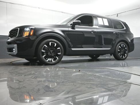 Used 2025 Kia Telluride SX image 36