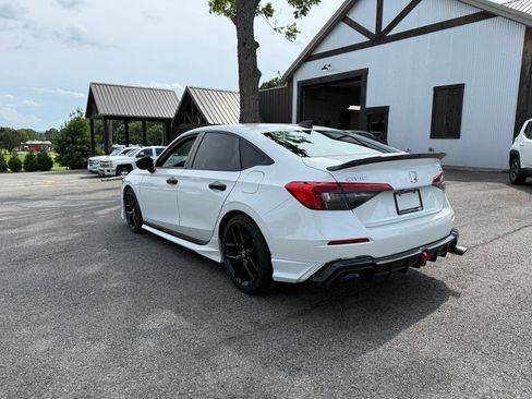 Used 2024 Honda Civic Sport image 3