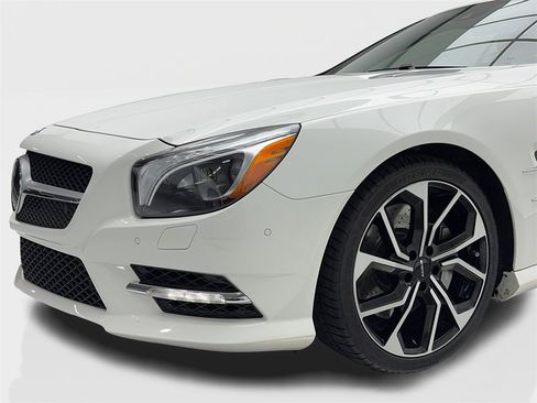 Used 2015 Mercedes-Benz SL 550 image 10