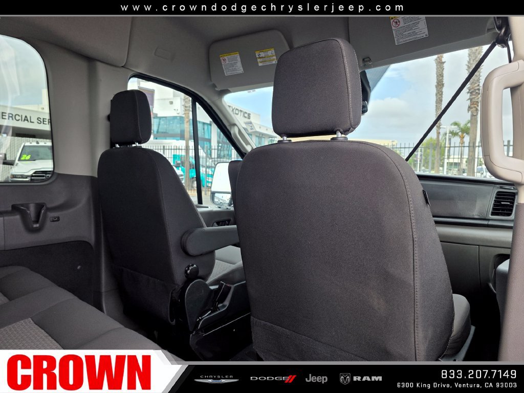 Used 2025 Ford Transit 350 XLT RWD image 11