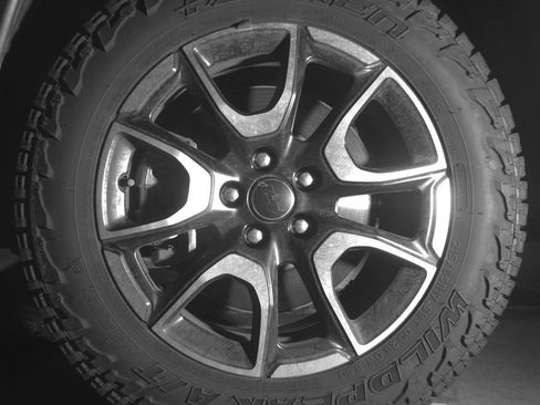 Used 2025 Jeep Compass Trailhawk AWD/4WD image 12