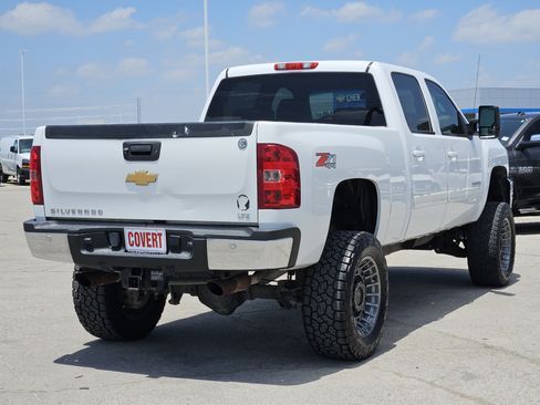 Used 2014 Chevrolet Silverado 2500 LTZ w/ LTZ Plus Package AWD/4WD image 5