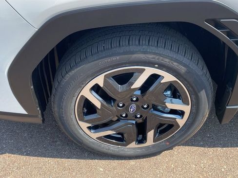 Certified 2025 Subaru Forester Limited AWD/4WD image 10