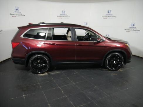 Certified 2022 Honda Pilot Special Edition image 3