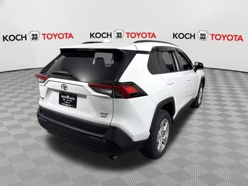 Used 2021 Toyota RAV4 XLE image 7