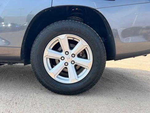 Used 2008 Toyota Highlander 4WD image 12
