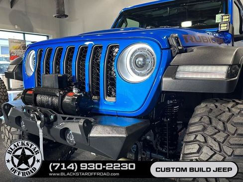 Used 2021 Jeep Gladiator Rubicon w/ Cold Weather Group AWD/4WD image 6