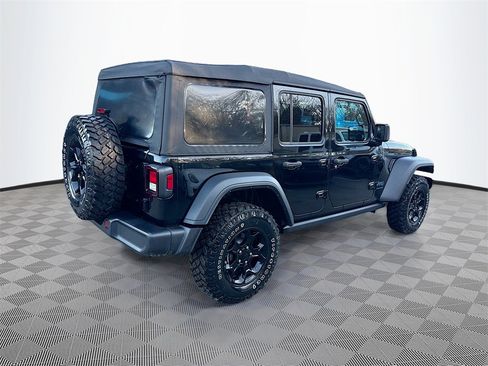 Used 2023 Jeep Wrangler Unlimited image 6