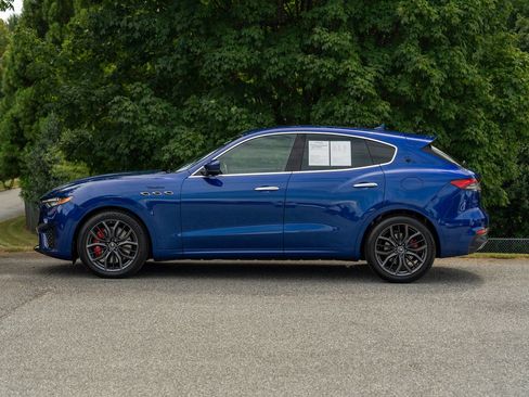 Used 2022 Maserati Levante Modena image 3