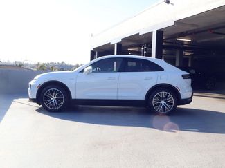 New 2026 Porsche Macan 4 Electric AWD/4WD video 2