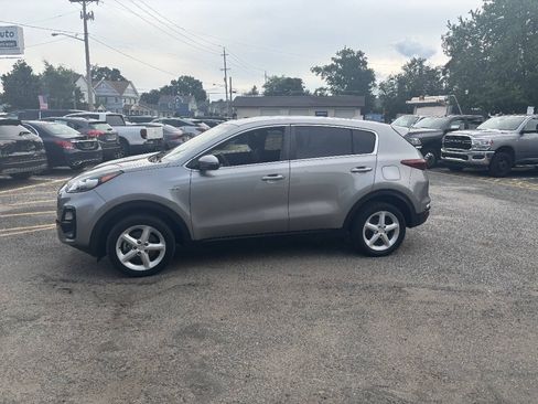 Used 2020 Kia Sportage LX w/ LX Popular Package AWD/4WD image 4